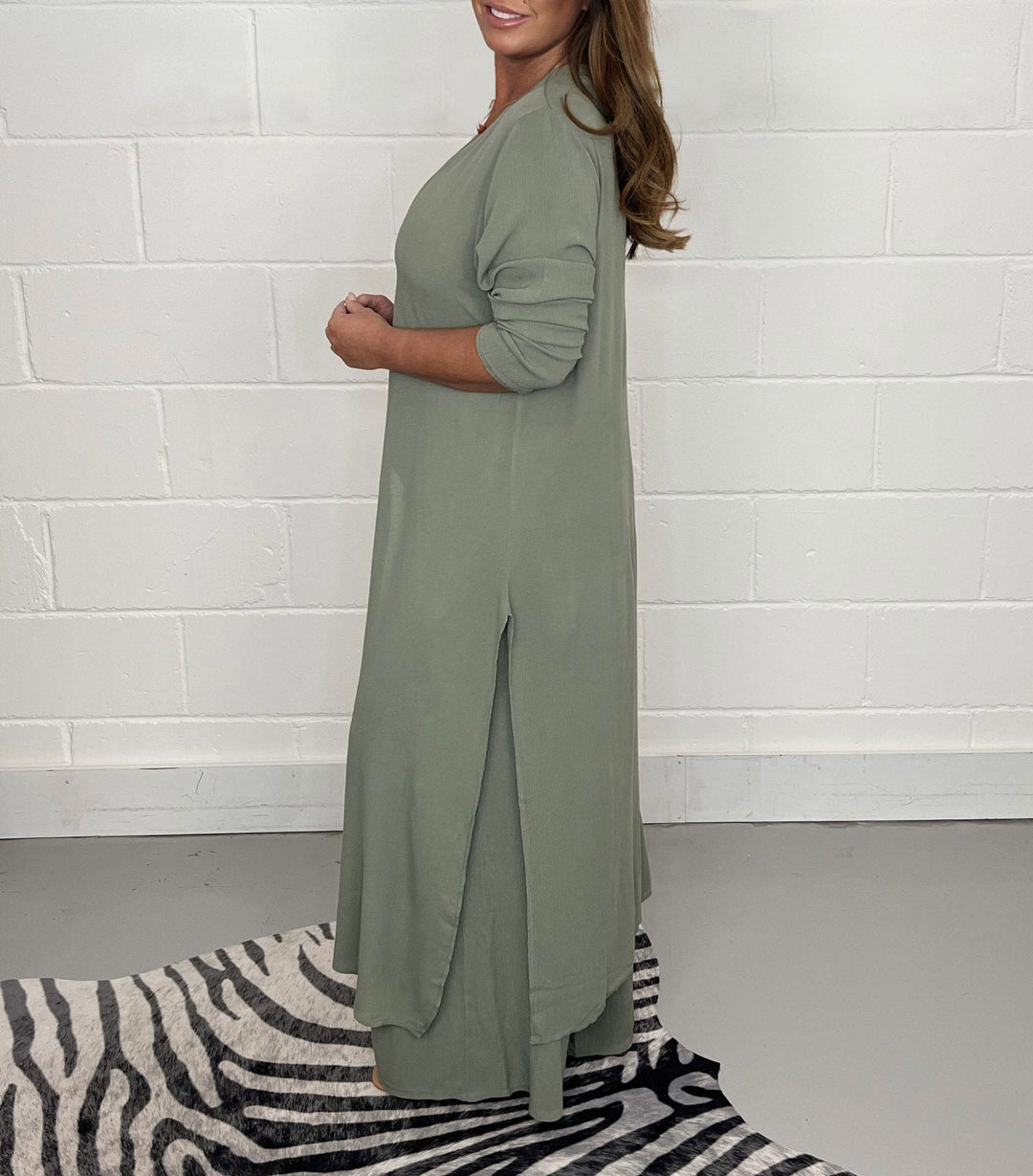 Talia - V-Neck Slit Casual Two-Piece Set